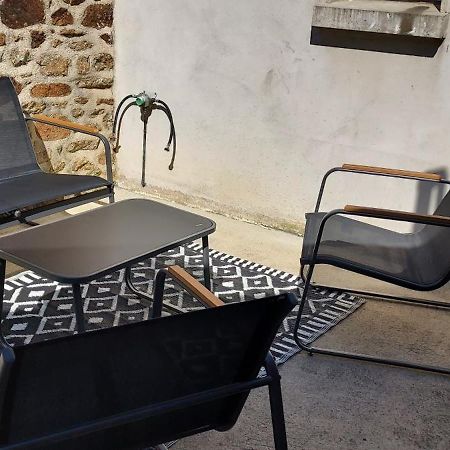 Gite Comme Chez Soi Ducey Les Cheris Luaran gambar