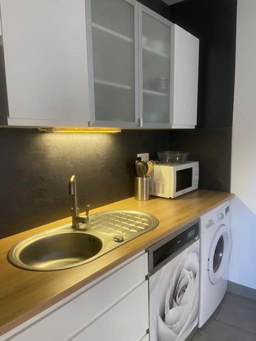 Gite Comme Chez Soi Ducey Les Cheris Luaran gambar